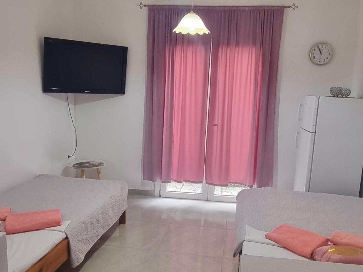 Angel Studio Apartment Skiathos Town Exterior photo